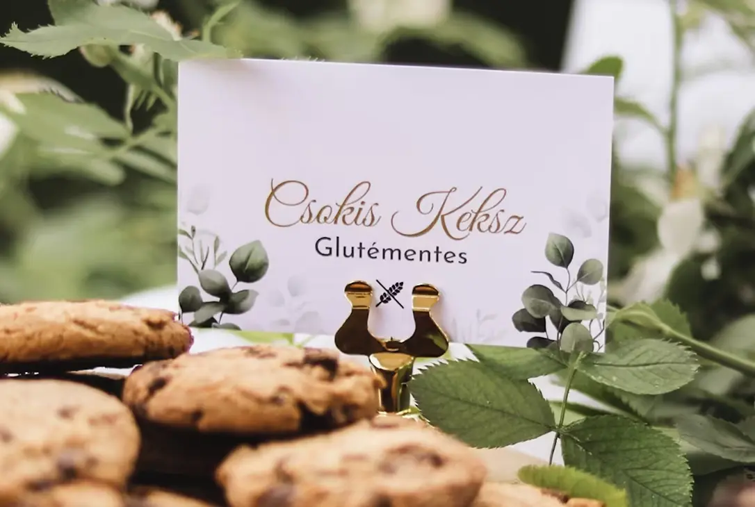 Elegant event materials, created in clicks.